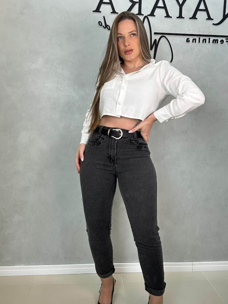 Calça Jeans Mom Preta Destonada