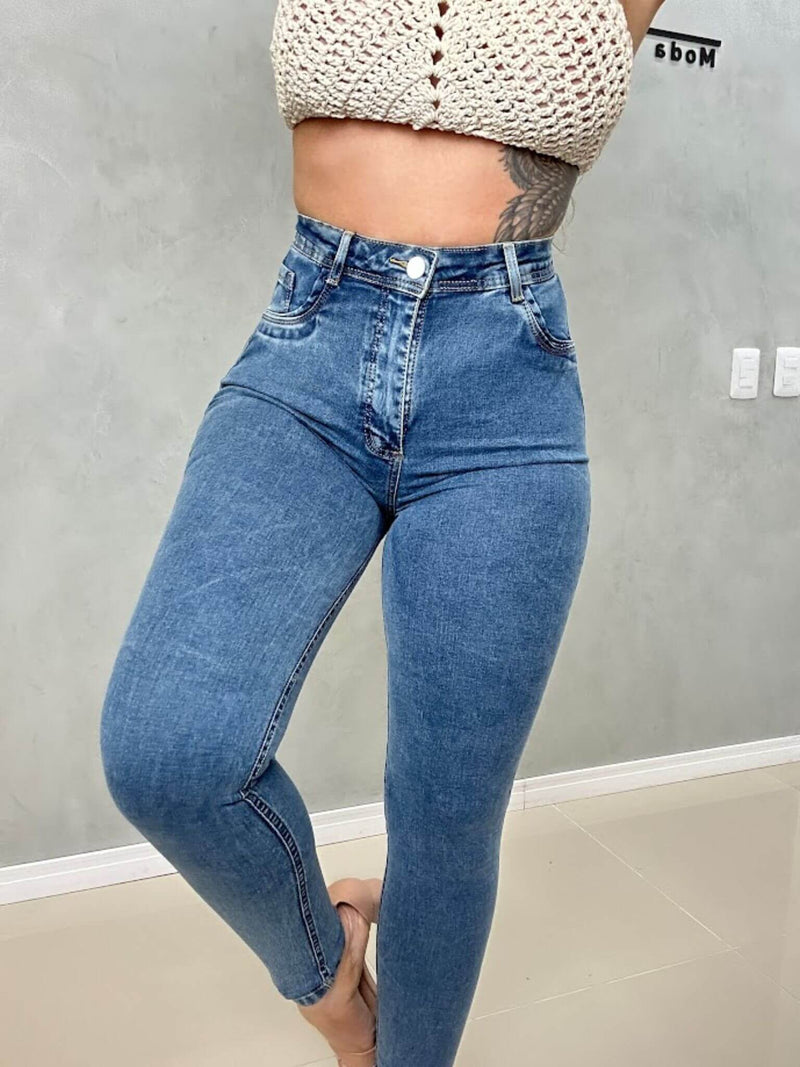 Calça Skinny Super Lipo